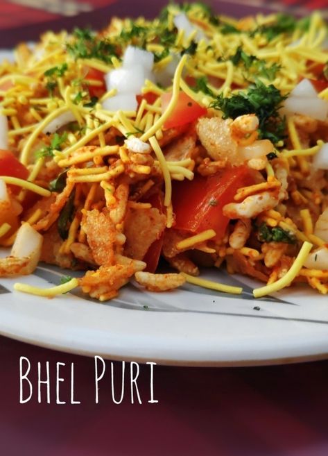 Potato And Onions, Bhel Puri Recipe, Veg Pizza, Breakfast Restaurant, Puri Recipe, Chilli Paneer, Burfi Recipe, Puri Recipes, Rack Of Ribs