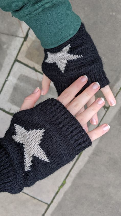 Nails With A Star, Fashion Y2k, Five Pointed Star, Fingerless Gloves, Autumn Winter, Gloves, Stars, Design