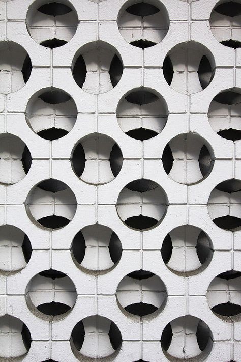 Facade Pattern, Architectural Pattern, Screen Wall, Modern Screens, Wall Pattern, Concrete Block, Brutalist Architecture, Facade Architecture, Brutalism