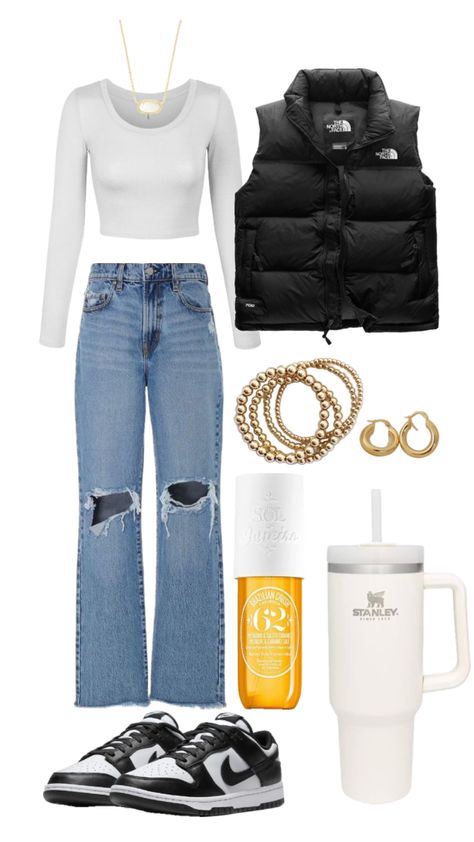 simple winter fit #outfitinspo #fyp #winter Winter Outfit Layout, Outfit Layout Ideas, Outfits Layout, Jacket Outfit Women, Outfit Layout, Winter Fit, Trendy Outfits For Teens, Matching Pajamas, Cute Comfy Outfits