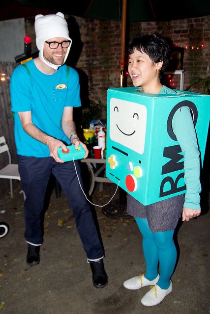 Adventure Time Costume, Bmo Adventure Time, Adventure Time Clothes, Gay Halloween Costumes, Time Costume, Adventure Time Cosplay, The Girl Who Ate Everything, Costumes 2024, Matching Halloween Costumes