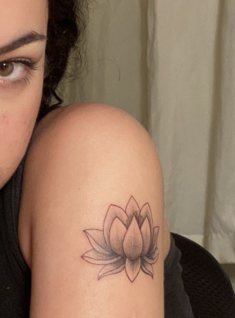 Lotus Flower Tattoo Dark Skin, Lotus Flower On Shoulder Tattoo, Red Ink Lotus Tattoo, Lotus Tattoo On Shoulder, Lotus Tattoo On Arm, Red Flower Tattoo Nana, Nana Tattoo Lotus Flower, Nana Lotus Flower Tattoo, Tattoo Ideas Female Brown Skin