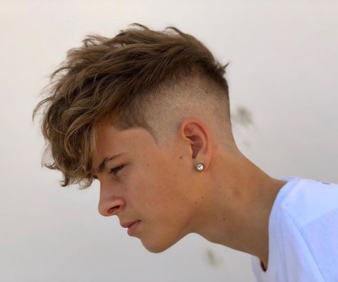 Boy Haircut Long On Top, Boy Haircut Long, Side Haircut, Top Haircuts For Men, Beyonce Hair, Boy Haircuts Long, Boy Haircut, Shaved Side Hairstyles, Long Hair On Top