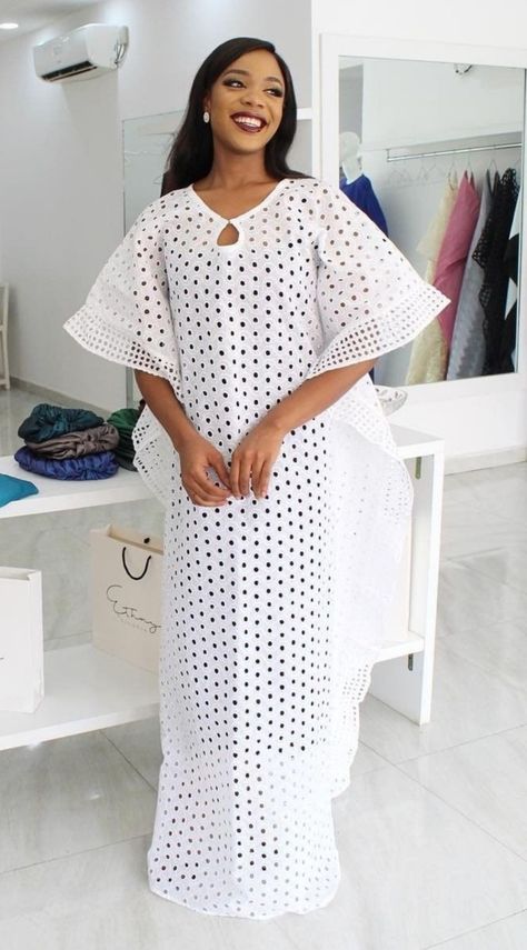 White Lace Boubou Styles For Women, Trendy Asoebi Styles, Lace Boubou Styles For Women, Boubou Styles For Women, African Lace Styles, Lace Gown Styles, African Dresses Modern, Kaftan Style, African Maxi Dresses