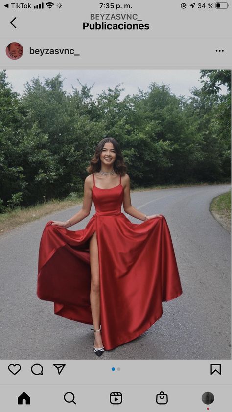 Red Dresses For Winter Formal, Red Prom Dress Outfit, Pretty Red Dresses, Red Prom Looks, Deep Red Prom Dress, Simple Long Prom Dresses, Red Prom Gown, Red Prom Dresses Long, Red Dress Prom