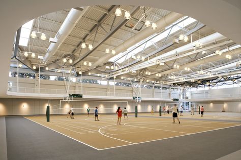 York College Grumbacher Sport and Fitness Center – Sasaki Sports Training Facility, Sports Facility Architecture, College Workout, Rec Center, Multipurpose Hall, Kang Ho Song, Steel Trusses, Sport Hall, Sports Complex