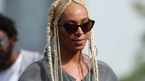 Sunglasses- yeah Solange Afua Hirsch, Beyonce Sister, Solange Knowles, Fake Hair, Kim Kardashian Red Carpet, Kendall Jenner Outfits, Crown Braid, Couture Week, Victoria Dress