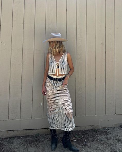 10 Looks That Define Summer’s Coastal Cowgirl Aesthetic