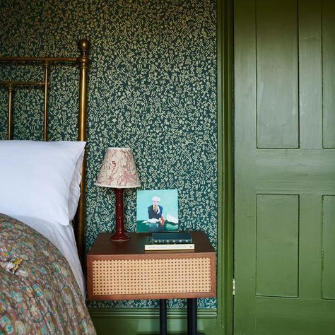 Pandora Taylor Interiors on Instagram: “I can pinpoint when I became obsessed with green, it was while designing this guest bedroom at our Appach House project. The while house is…” Playful Interior, Jewel Beetle, Oval Room Blue, Paint And Paper Library, Farrow And Ball Paint, Terrazzo Flooring, Antique Interior, Spare Room, Love Your Home