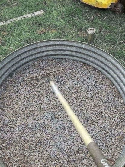 Metal Ring Fire Pit Ideas, Metal Fire Pit Ring, Steel Fire Pit Ring, Make A Fire Pit, Easy Fire Pit, Large Fire Pit, Fire Pit Ring, Metal Fire Pit, Paver Stones