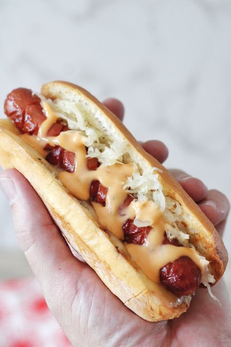 Best Hot Dog Sauce, Reuben Recipes, Oven Hot Dogs, Gluten Free Hot Dogs, Hot Dog Sauce Recipe, Reuben Recipe, Dogs Recipes, Hotdog Sandwich, Hot Dog Chili Sauce