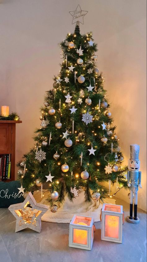 Champagne white wood Christmas Tree My neutral christmas decor Champagne And White Christmas Tree, White Wood Christmas Tree, Christmas Tree Decorating Themes, Neutral Christmas Decor, Neutral Christmas, Wood Christmas Tree, Tree Decorating, Decorating Themes, Wood Christmas