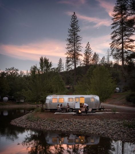 Camping Yosemite, Upscale Decor, Yosemite Camping, Yosemite Park, Glamping Resorts, Fall Getaways, Luxury Glamping, Glamping Site, Radio Flyer