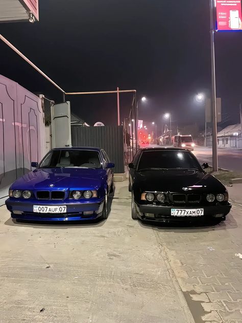 Cars Supra, 90s Rappers Aesthetic, Bmw Vintage, Bmw E34, Cars Music, Bmw Motorcycle, Bmw Series, Street Racing Cars, No Money