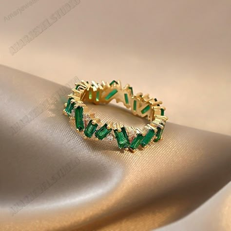 Baguette Eternity Band, Pave Setting Ring, Emerald Wedding Band, Luxury Green, Gold Color Ring, Emerald Wedding, Goth Jewelry, Gothic Rings, Trendy Ring