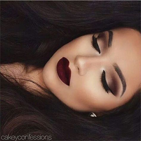 Fall Bridal Makeup, Burgundy Lips, Wedding Hairstyles And Makeup, Wedding Makeup For Brown Eyes, Best Makeup Tips, Dark Lipstick, Fall Makeup Looks, Dark Wedding, Braut Make-up