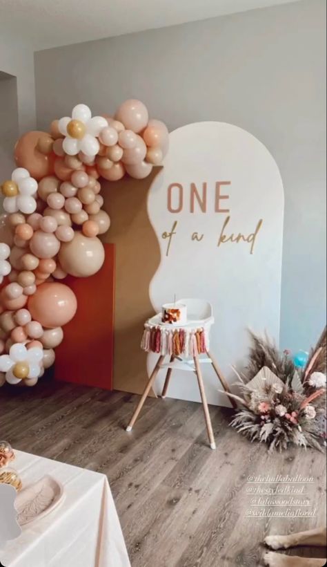 Cardboard 1 First Birthday, First Birthday Photo Booth Ideas, 1st Birthday Inspiration, One Year Backdrop, Boho One Year Old Birthday Theme, Isn’t She One-derful, One Year Old Birthday Backdrop, First Birthday Backdrops, 1st Birthday Neutral Themes