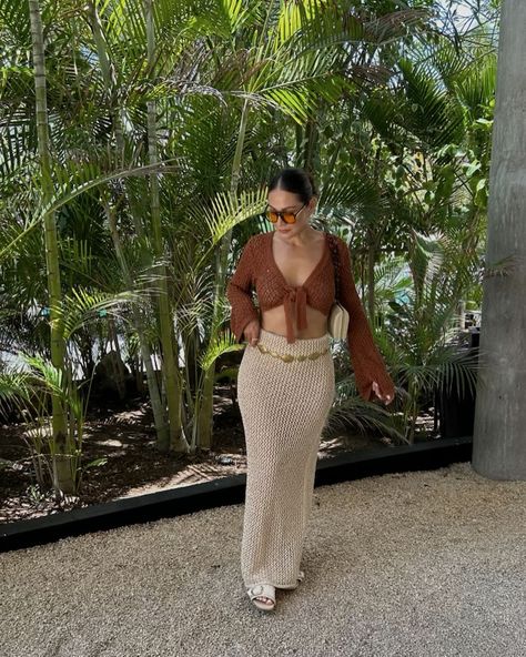 Tulum 🌴🤎 #outfit Comment TULUM VACAY if you want outfit details 🤌🏻 #outfit #fashionstyle #style #tulum #summer Tulum Mexico Outfits, Mexico Fits, Mexico Outfits, Details Outfit, Tulum Mexico, Travel Locations, If You, Vacation Outfits, Outfit Details