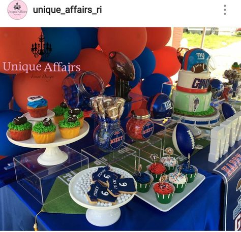 New York Giant's Theme Birthday Party Dessert Table and Decor Birthday Party For Him, Birthday Party Dessert Table, New York Theme, 60th Birthday Ideas, Birthday Party Desserts, Football Theme Party, Party Snack Food, Party Dessert Table, Football Theme