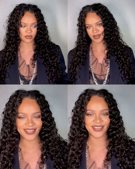 Rihanna Natural Hair, Rihanna Face, Rihanna Street Style, Rihanna Hairstyles, Rihanna Outfits, Rihanna Looks, Rihanna Riri, Rihanna Style, Rihanna Fenty