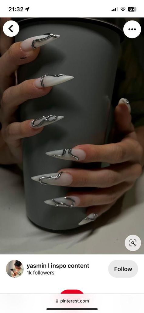 Snake Design Nails, 3d Snake Nails, Nails Ideas Almond, Snake Nails, Vampire Nails, Black French Nails, Nail Colors And Designs, Diy Acrylic Nails, Cute Nail Ideas