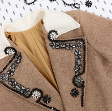 Diy Clothing Embellishments, Embellished Blazer Diy, Embellishing Clothes Diy, How To Embellish Clothes, Diy Embellishments Clothes, Abaya Sleeves, Couture Embellishment, Embellished Coat, Mood Sewciety