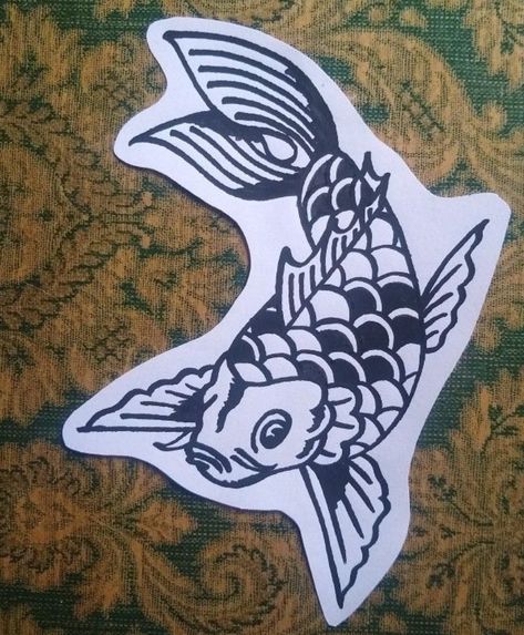 Pisces Tattoo Traditional, Knees Tattoo Ideas, Traditional Tattoo Art Old School, Traditional Koi Fish Tattoo, Traditional Shoulder Tattoo, Traditional Blackwork Tattoo, Traditional Tattoo Black And White, Traditional Tattoo Flash Sheets, Traditional Tattoo Stencils