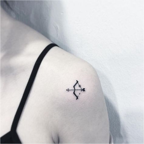 Bow Arrow Tattoos, Archery Tattoo, Archer Tattoo, Sagittarius Tattoo Designs, Arrow Tattoos For Women, Sagittarius Tattoo, Dragon Tattoo For Women, Foot Tattoos For Women, Inspiration Tattoos