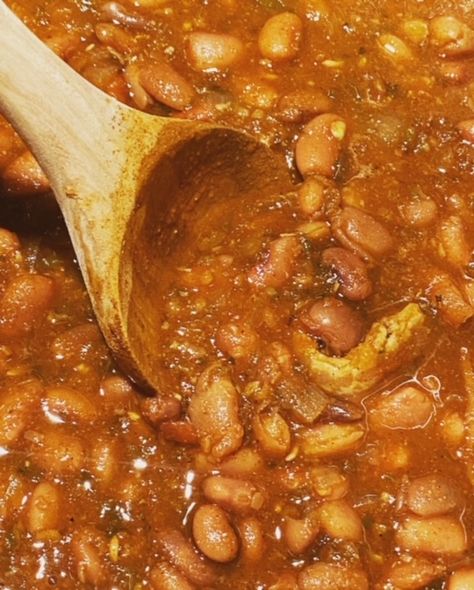 Charro Beans for Pressure Canning – Jeni Gough Ranch Beans Recipe, Ranch Style Beans Recipe, Canning Meals, Canning Green Tomatoes, Canning Beans, Charro Beans, Zucchini Relish, Pressure Canning Recipes, Preserving Foods