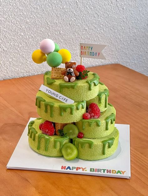 Birthday Cake Alternatives, Amazing 3d Tattoos, Resipi Kek, Pastel Cupcakes, Cake Cafe, Dessert Packaging, Funny Birthday Cakes, Creative Cake Decorating, Pretty Dessert