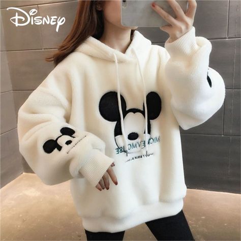 Minnie Mouse Cartoons, Disney Cute, Mickey Mouse Images, Workout Log, Mickey Y Minnie, Velvet Clothes, Winter Pullover, Sweatshirt Women, Mickey Minnie Mouse