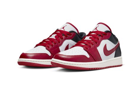 Air Jordan 1 Low "Chicago"- Like Official Look | HYPEBEAST Jordan 1 Low Chicago, Logo Wings, Tennis Jacket, 70s Converse, Jordan 1 Low White, Nike X Travis Scott, Low Air Jordan 1, Nike Air Jordan 1 Low, Nike Dunk High