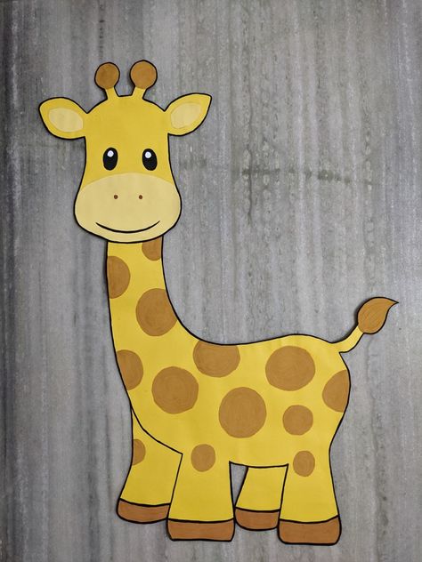 Construction Paper Giraffe, Yellow Colour Craft For Kids, Giraffe Paper Craft, Giraffe Crafts For Toddlers, Yellow Day Decoration In Preschool, Yellow Day Crafts For Kids, August Decor, Giraffe Tail, Pig Drawings