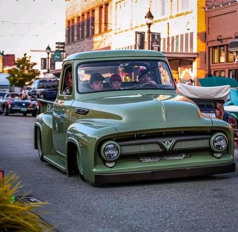 1956 F100, 1956 Ford Pickup, 53 Chevy Truck, 1956 Ford Truck, Classic Trucks Vintage, Ford Super Duty Trucks, Customised Trucks, Trucks Ford, Super Duty Trucks