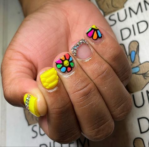 Murakami Nails, Kids Nail Designs, Cute Short Nails, Lace Nails, Girly Acrylic Nails, Short Square Acrylic Nails, Acrylic Nails Coffin Pink, Nails For Kids, Unique Acrylic Nails