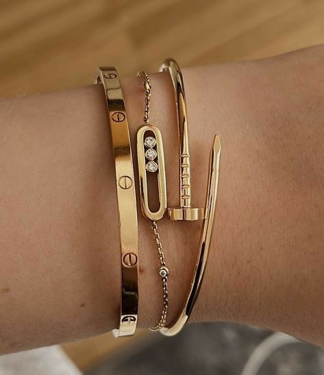 Cartier Dainty Bracelet, Messika Bracelet Stack, Messika Jewelry Aesthetic, Cartier Bracelet Aesthetic, Cartier Bracelet Stack, Messika Bracelet, Messika Jewelry, Jewelry Cartier, Accessories 2023