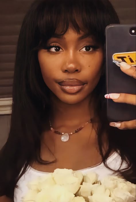 sza Sza Singer, Baddie Hairstyles, Glam Makeup, Black Is Beautiful, Hair Looks, Makeup Inspiration, Cute Hairstyles, Straight Hairstyles, Pretty People