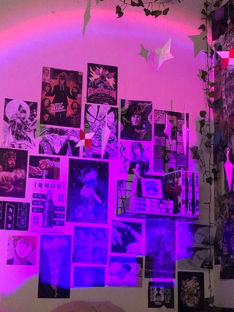 Aesthetic wall print idea. Purple/blue room. Ani/manga wall. Tiny manga shelf. Blue And Purple Room Aesthetic, Purple And Black Room, Purple And Blue Room, Aesthetic Wall Print, Purple Room Aesthetic, 70s Bedroom, Aesthetic Chill, Manga Shelf, Dorm Stuff