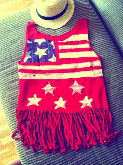 Crafty Texas Girls: 11 Ideas for DIY Fourth of July Shirts Diy Fourth Of July Shirt, Diy 4th Of July Shirts, Fourth Of July Shirts For Kids, Fourth Of July Cakes, Texas Girls, 4th Of July Shirts, Fourth Of July Food, July Baby, Fourth Of July Shirts