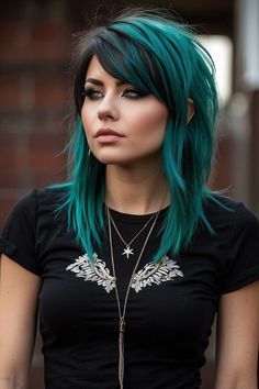 Medium Edgy Hair, Edgy Asian Hair, Edgy Hair Ideas, Medium Length Goth Hairstyles, Medium Edgy Hairstyles, Modern Scene Hair, Modern Emo Hair, Emo Shag Haircut, Short Emo Haircuts