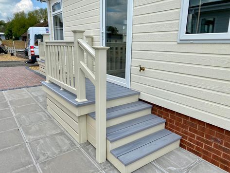 Stairs For Patio Door, Back Door Stairs Porch Steps, Composite Front Steps, Landing Stairs, Entryway Door, Small Balcony, Screened Porch, Balcony, Holiday Home