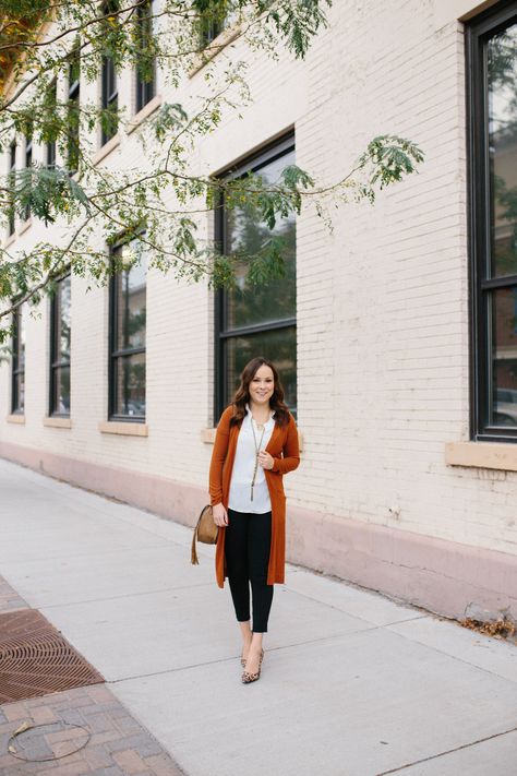 This rust colored cardigan is one of my favorite colors to wear in fall! Pairing rust with leopard just makes it that much better. Come see today's post! Rust Cardigan Outfit Fall, Rust Cardigan Outfit, Orange Cardigan Outfit, Cardigan Outfit Work, Cardigan Outfit Fall, Leopard Shoes Outfit, Duster Outfit, Rust Cardigan, Cardigan Fall Outfit