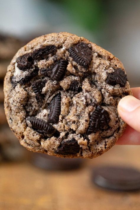 Oreo Chunk Cookies, Cookie Perfection, Chunk Cookies Recipe, Oreo Recipe, Oreos Cookies, Oreo Cookie Recipes, Oreo Flavors, Chocolate Oatmeal Cookies, Cookie Bakery