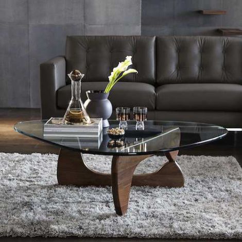 Coffee Table Isamu Noguchi, Unique Coffee Table Design, Noguchi Table, Triangle Coffee Table, Noguchi Coffee Table, Center Table Living Room, Luxury Furniture Design, Glass End Tables, Unique Coffee Table