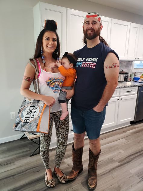 White Trash Family Costume, Trailer Park Party Costume, Hillbilly Party Costumes Women, Red Neck Halloween Costumes, Trailer Park Trash Costume Women, Hillbilly Halloween Costumes, Hillbilly Outfit For Women, White Trash Couple Costume, Trailer Park Costume