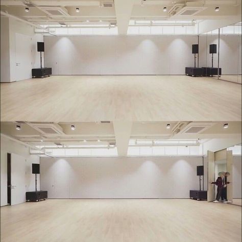 Dance Studio Interior Design, Ruang Dance, Studio Dance Room Kpop, Dance Studio Aesthetic, Hybe Family, Dance Studio Design, Txt Core, Dance Studio Decor, Studio Layout