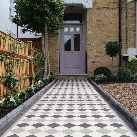 Terrace House Front Garden, Front Garden Path, Victorian Front Garden, Front Garden Ideas Driveway, Terrace House Exterior, Garden Ideas Driveway, Front Path, Garden Front Of House, Small Front Gardens