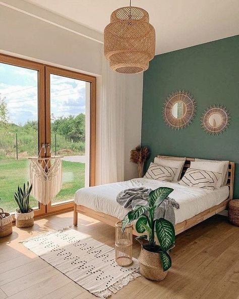 Design Ložnic, Lots Of Windows, Dekorasi Kamar Tidur, Bohemian Bedroom Decor, 아파트 인테리어, Redecorate Bedroom, Boho Bedroom Decor, Bedroom Green, Bedroom Boho