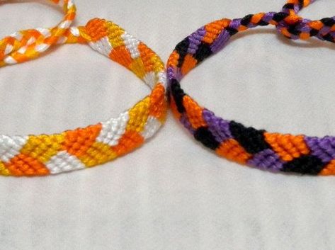 Just in time for spooky season! Message me on instagram @ritualbrandbracelets to order Bracelet For Beginners, Fall Bracelets, Crochet Bracelets, String Bracelet Patterns, Bracelets Tutorial, Yarn Bracelets, Cute Friendship Bracelets, Holiday Bracelets, Bff Bracelets