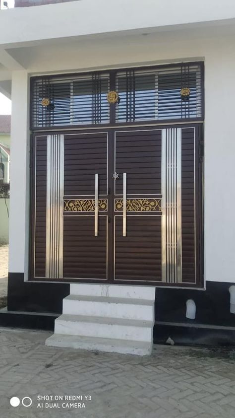 Modern House Front Gate Design, Main Grill Gate Design, Main Gate Ideas, Ms Gate, Modern Gate Design, Latest Main Gate Designs, Latest Gate Design, Gate Design Ideas, Home Gate Design